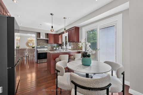 Photo 17 at 26 Saddletree Drive, Steeles, Toronto