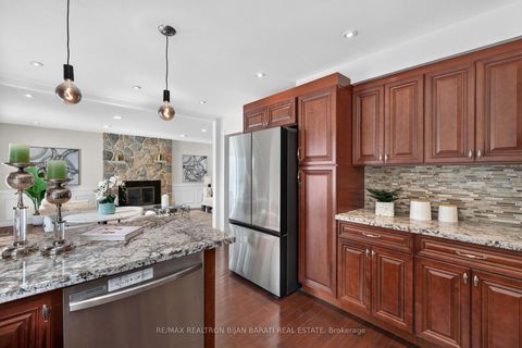 Photo 24 at 26 Saddletree Drive, Steeles, Toronto