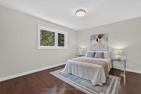 Photo 33 at 26 Saddletree Drive, Steeles, Toronto