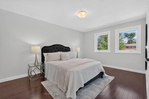 Photo 34 at 26 Saddletree Drive, Steeles, Toronto