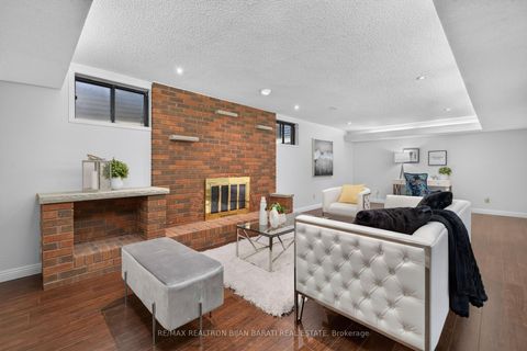 Photo 42 at 26 Saddletree Drive, Steeles, Toronto