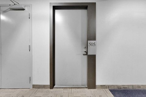 Photo 3 at 505 - 8 Fieldway Road, City Centre West, Toronto
