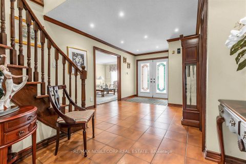 Photo 3 at 256 Airdrie Drive, East Woodbridge, Vaughan