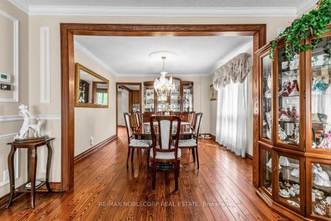 Photo 7 at 256 Airdrie Drive, East Woodbridge, Vaughan