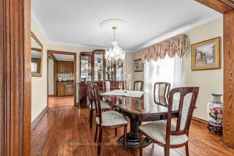 Photo 8 at 256 Airdrie Drive, East Woodbridge, Vaughan