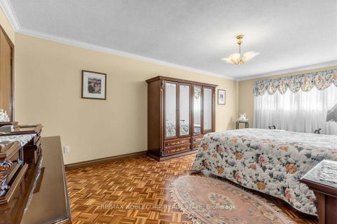 Photo 25 at 256 Airdrie Drive, East Woodbridge, Vaughan