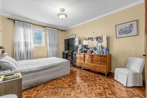 Photo 31 at 256 Airdrie Drive, East Woodbridge, Vaughan