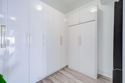 Photo 26 at PH 09 - 30 Inn On The Park Drive, Don Mills, Toronto