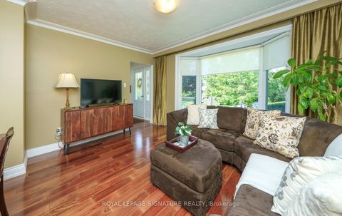 Photo 4 at 5 Manorwood Road, Bendale, Toronto