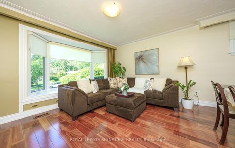 Photo 5 at 5 Manorwood Road, Bendale, Toronto
