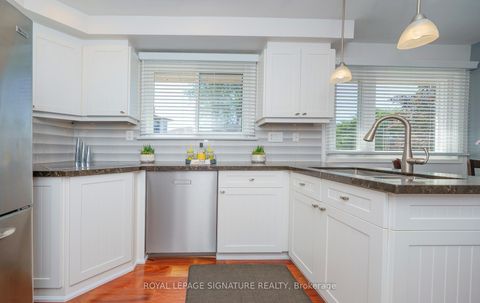 Photo 11 at 5 Manorwood Road, Bendale, Toronto