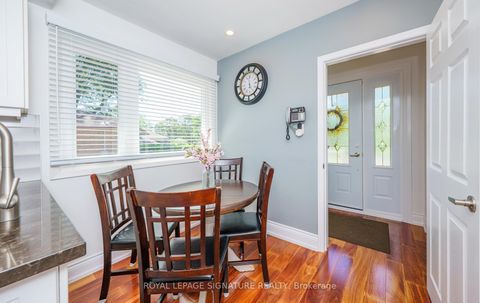 Photo 13 at 5 Manorwood Road, Bendale, Toronto