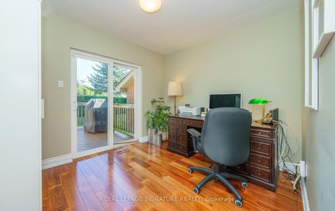 Photo 19 at 5 Manorwood Road, Bendale, Toronto