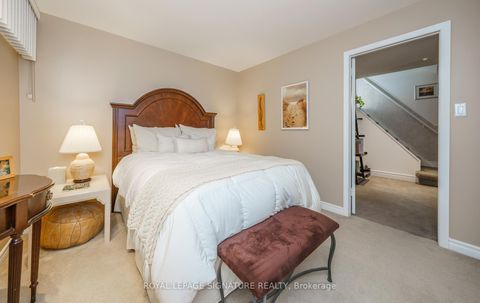 Photo 33 at 5 Manorwood Road, Bendale, Toronto