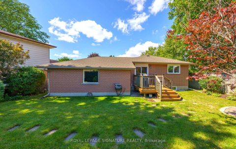 Photo 35 at 5 Manorwood Road, Bendale, Toronto