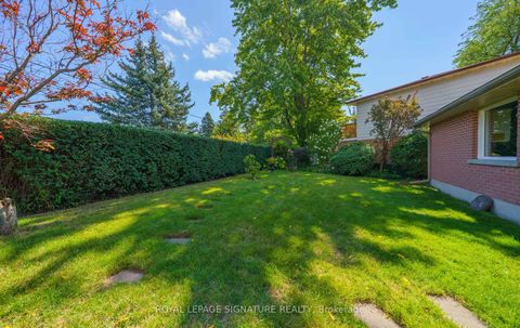 Photo 39 at 5 Manorwood Road, Bendale, Toronto