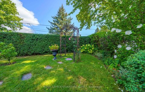 Photo 41 at 5 Manorwood Road, Bendale, Toronto
