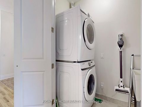 Photo 22 at 106 - 9075 Jane Street, Concord, Vaughan