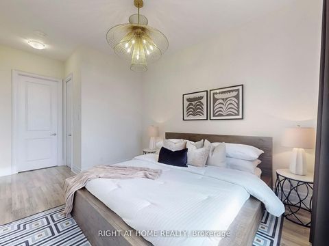 Photo 38 at 106 - 9075 Jane Street, Concord, Vaughan