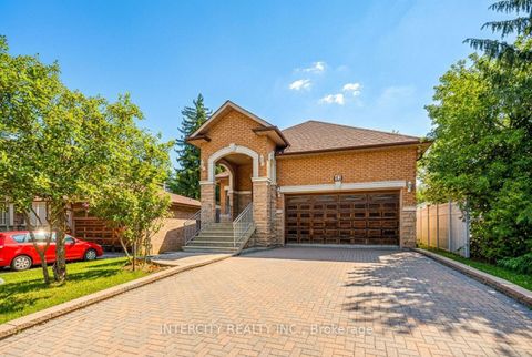 Photo 1 at 42 Oak Avenue, South Richvale, Richmond Hill