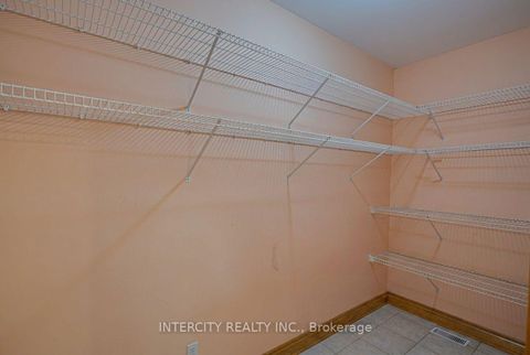 Photo 11 at 42 Oak Avenue, South Richvale, Richmond Hill