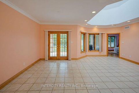 Photo 16 at 42 Oak Avenue, South Richvale, Richmond Hill