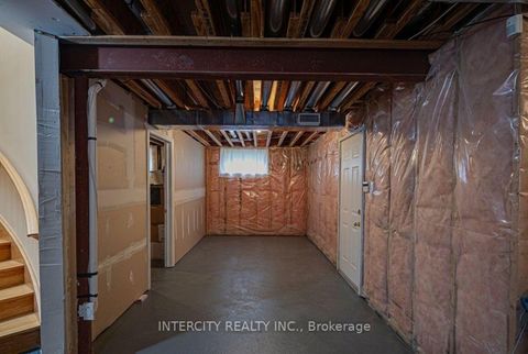 Photo 25 at 42 Oak Avenue, South Richvale, Richmond Hill