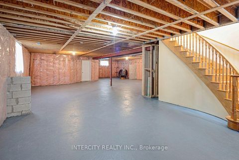 Photo 28 at 42 Oak Avenue, South Richvale, Richmond Hill