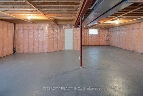 Photo 30 at 42 Oak Avenue, South Richvale, Richmond Hill