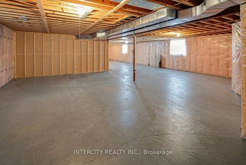Photo 31 at 42 Oak Avenue, South Richvale, Richmond Hill