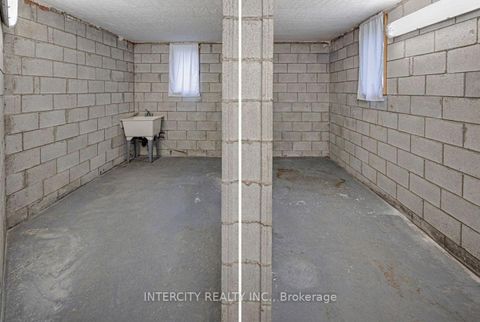 Photo 32 at 42 Oak Avenue, South Richvale, Richmond Hill