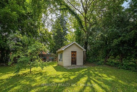 Photo 39 at 42 Oak Avenue, South Richvale, Richmond Hill