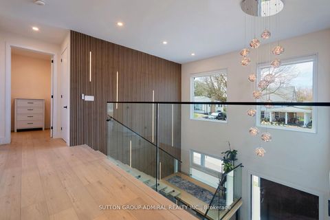 Photo 23 at 582 Gorham Street, College Manor, Newmarket