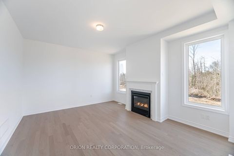 Photo 9 at 122 Thicketwood Avenue, Rural Barrie Southeast, Barrie