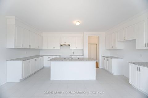 Photo 17 at 122 Thicketwood Avenue, Rural Barrie Southeast, Barrie
