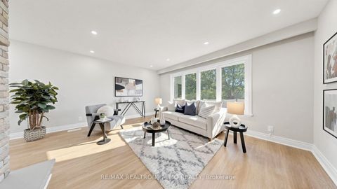 Photo 4 at 2571 Kennedy Road, Sullivan, Toronto