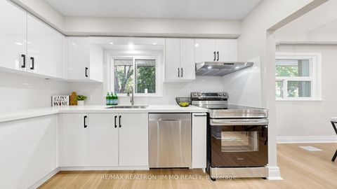 Photo 9 at 2571 Kennedy Road, Sullivan, Toronto