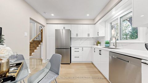 Photo 10 at 2571 Kennedy Road, Sullivan, Toronto