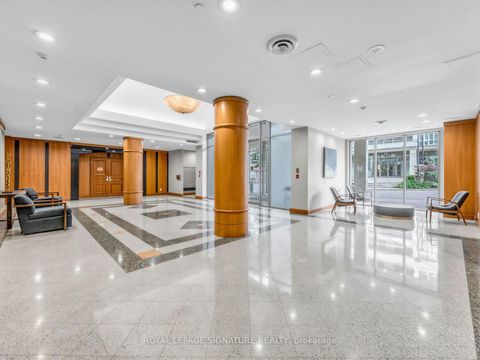Photo 2 at 1711 - 256 Doris Avenue, Willowdale East, Toronto