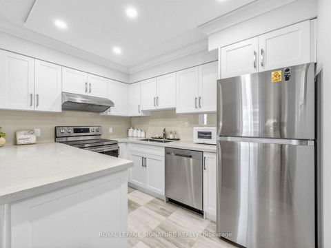 Photo 14 at 1711 - 256 Doris Avenue, Willowdale East, Toronto