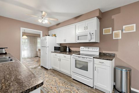 Photo 4 at 28 Ailsa Drive, Keswick North, Georgina