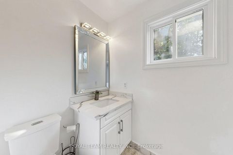 Photo 18 at 28 Ailsa Drive, Keswick North, Georgina