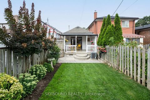 Photo 2 at 313 Silverthorn Avenue, Eglinton West, Toronto