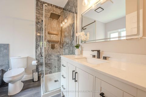 Photo 11 at 2 Purt Court, Bayshore, Barrie