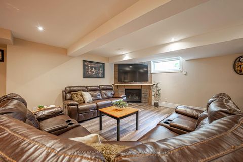 Photo 15 at 2 Purt Court, Bayshore, Barrie