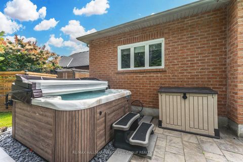 Photo 24 at 2 Purt Court, Bayshore, Barrie