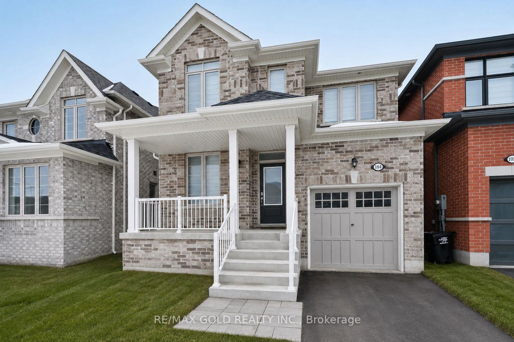 1345 Davis Loop, Lefroy, Innisfil photo number 2