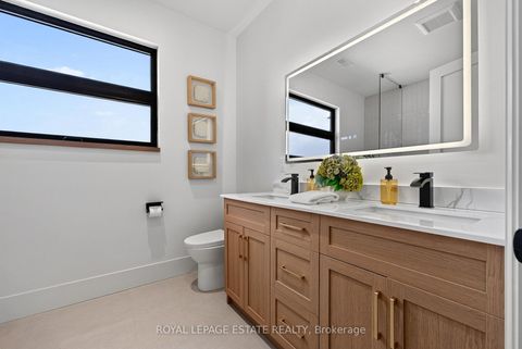 Photo 32 at 5 North Drive, Cliffside, Toronto