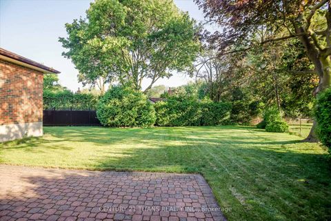 Photo 31 at 9 Minos Crescent, Woburn, Toronto
