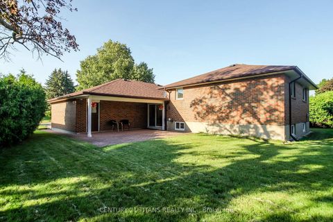 Photo 48 at 9 Minos Crescent, Woburn, Toronto